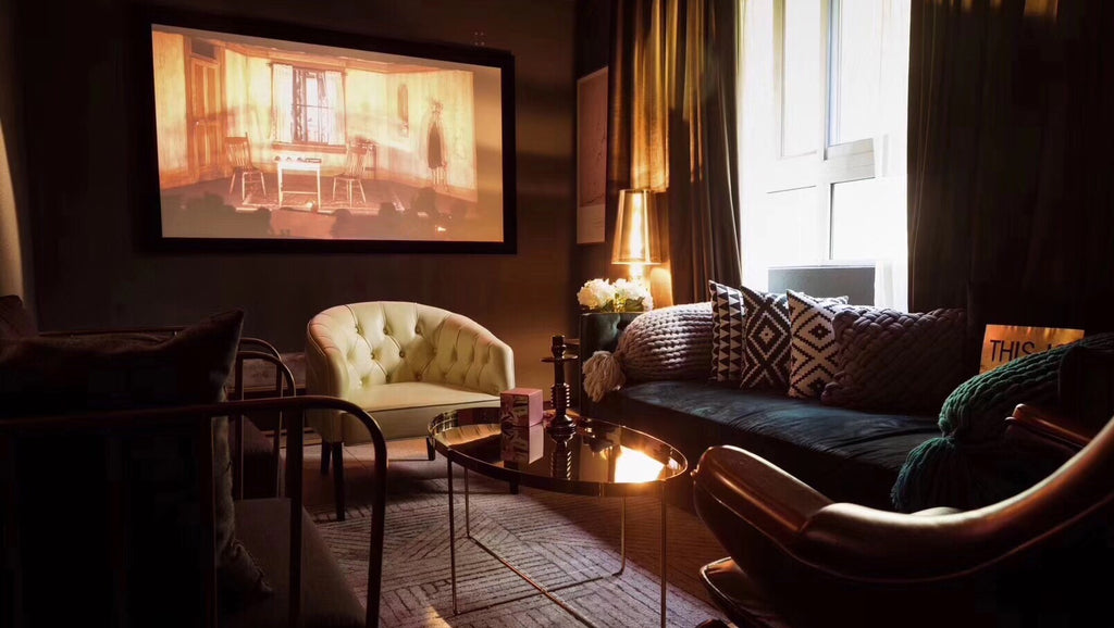 How To Turn Your Regular Room Into A Home Cinema